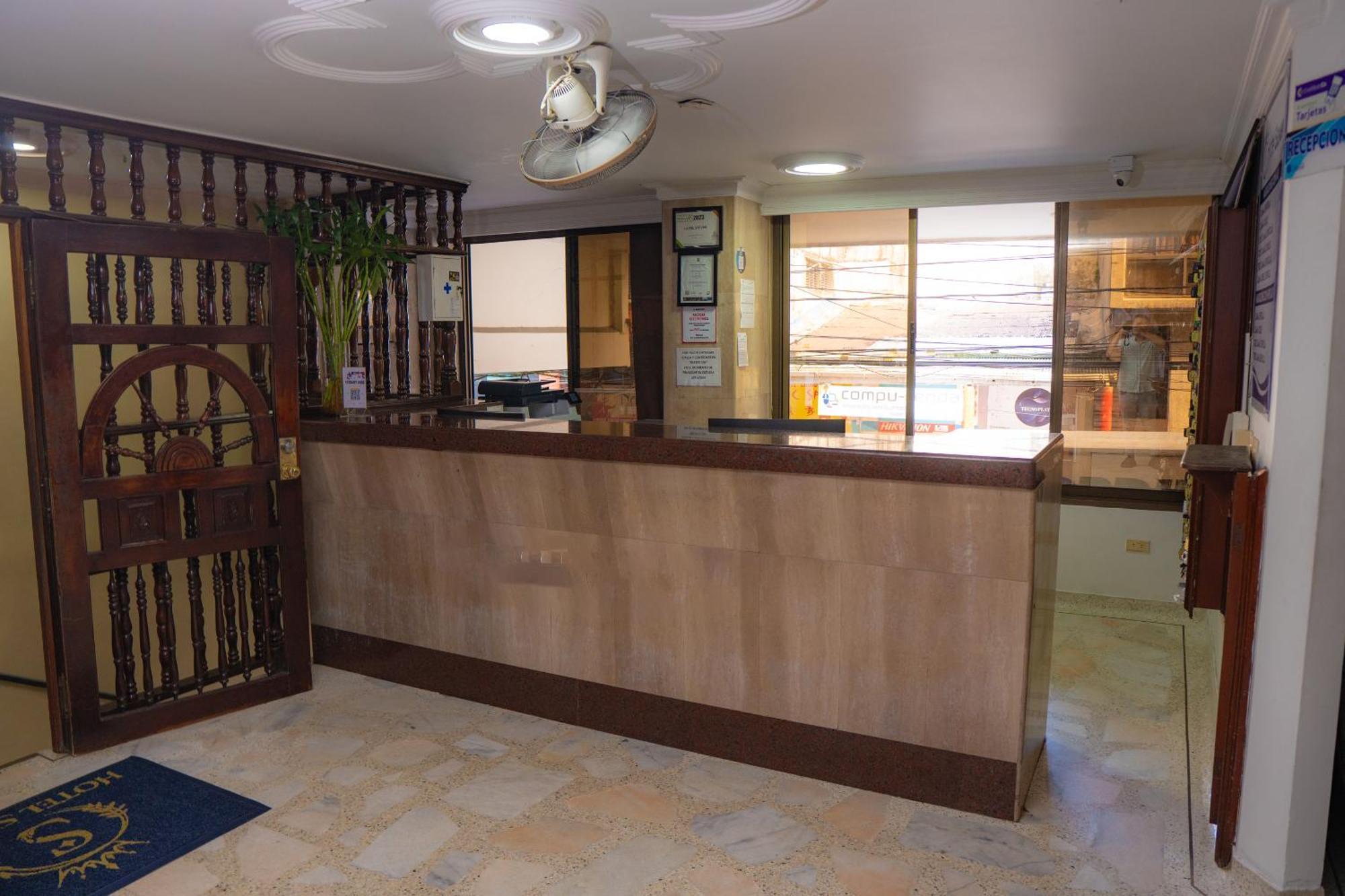 Hotel Steven Buenaventura Exterior foto